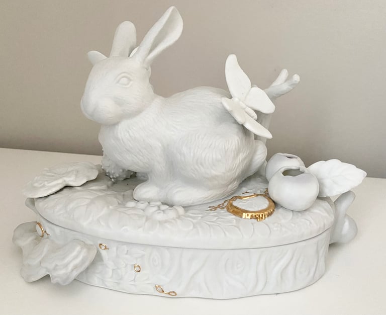 Alice in Wonderland White Bisque Ceramic Rabbit Lidded Anthropologie 