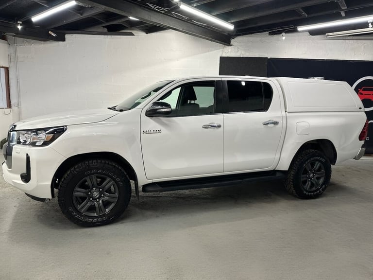 2022 Toyota Hilux 2.4 D-4D Icon Pickup Double Cab 4dr Diesel Manual 4WD Euro 6 (s/s) (150 ps) PIC...