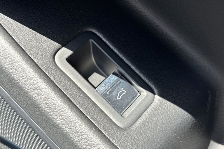 2025 Audi A8 3.0 TDI V6 50 Black Edition Tiptronic quattro Euro 6 (s/s) 4dr Saloon Diesel Automatic