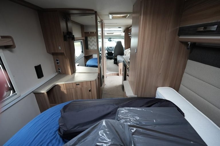 Swift TOSCANE 774 QB "LEFT HAND DRIVE" FIAT 4 BERTH 4 TRAVEL SEAT MOTORHOME