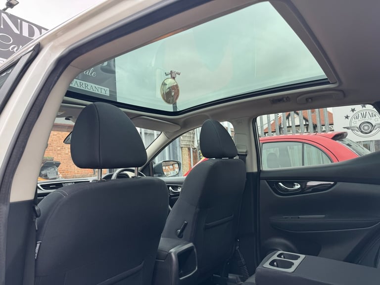 2017 Nissan Qashqai 1.2 DIG-T N-Connecta SUV 5dr Petrol XTRON 2WD Euro 6 (s/s)