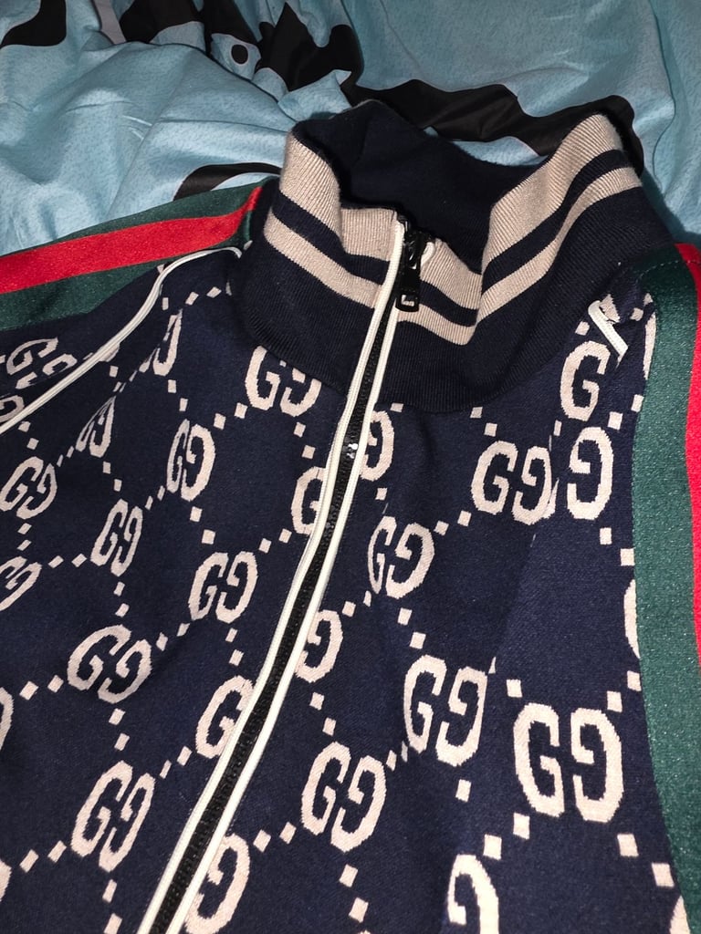 Gucci tracksuit xxl 