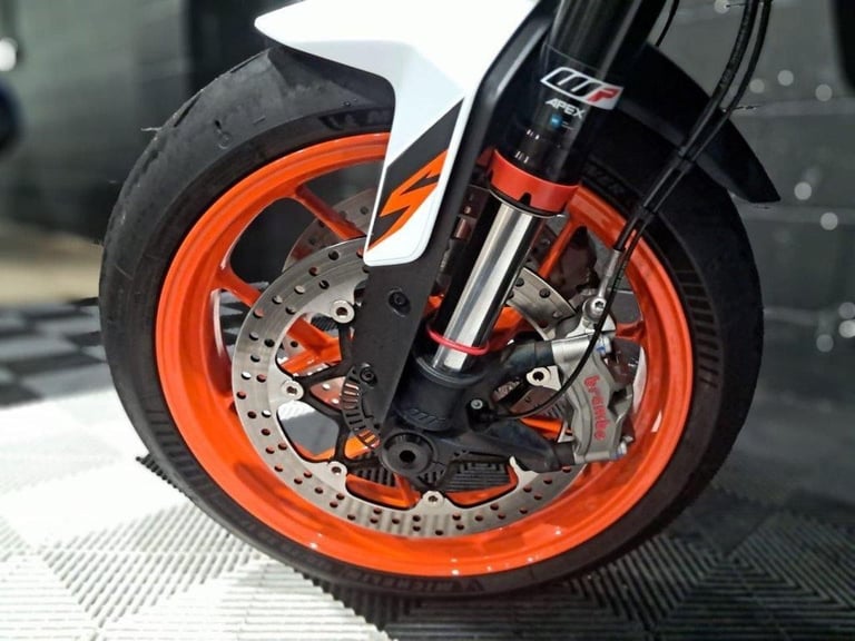 2021 21 KTM 890 DUKE R FINANCE SPECIALISTS APPLY NOW