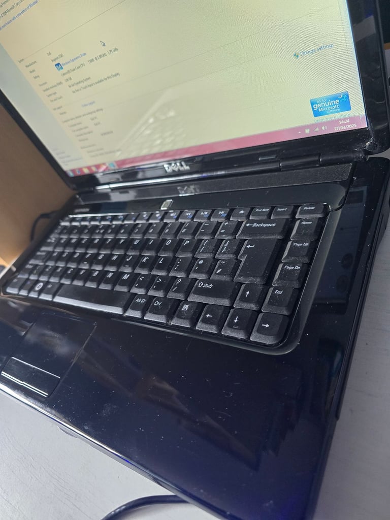 Dell Inspiron 1545 Laptop Windows 7 Home Premium 
