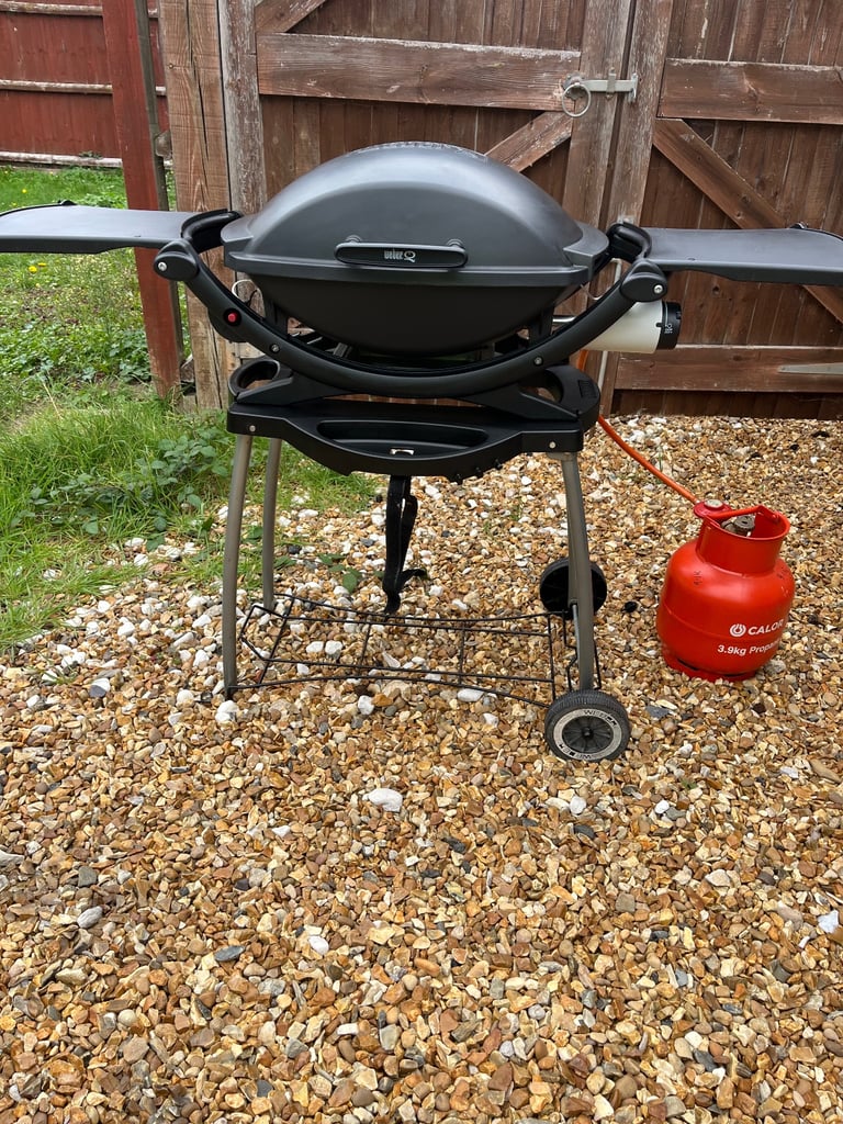 image for Weber Q200 Barbecue