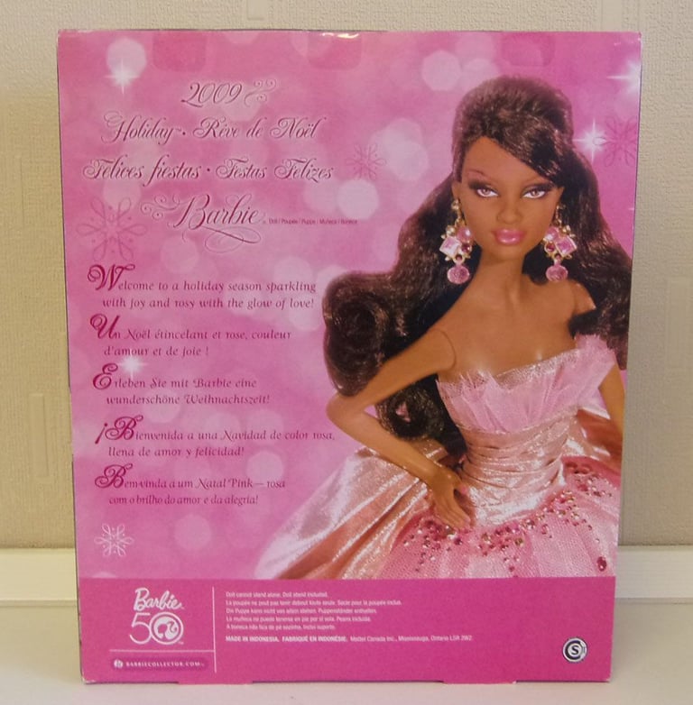 Holiday barbie African american doll 2009 (NRFB) 