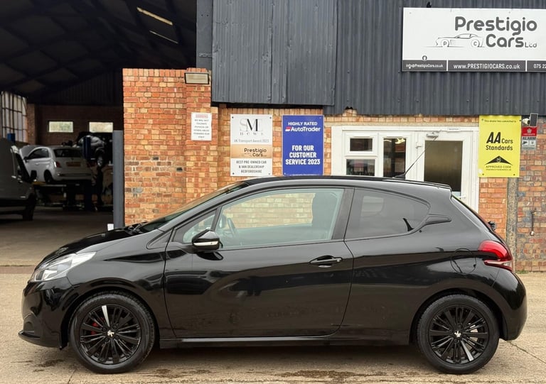 2018 Peugeot 208 1.2 PureTech Black Edition Euro 6 3dr Petrol