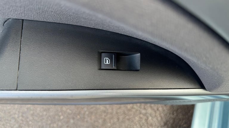 2010 SEAT Leon 2.0 TDI SE Euro 4 5dr HATCHBACK Diesel Manual