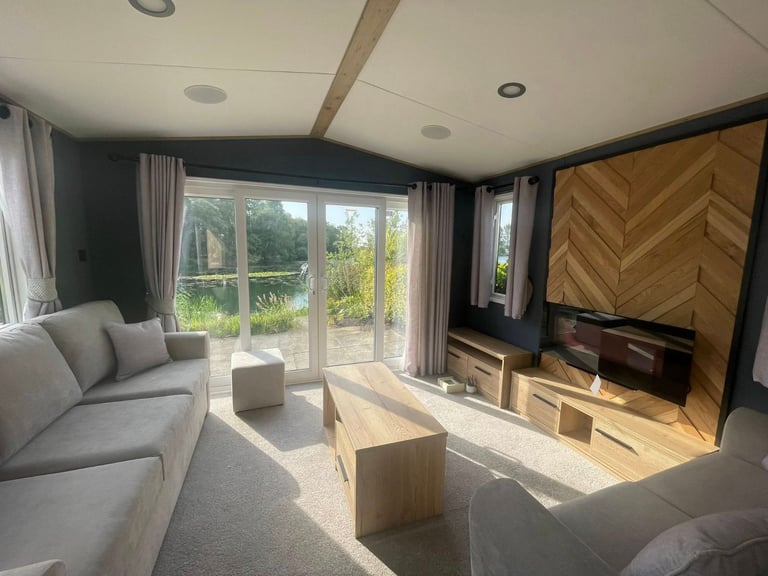 FOR SALE - Tattershall Lakes new Lakeside Holiday Home now available🌅