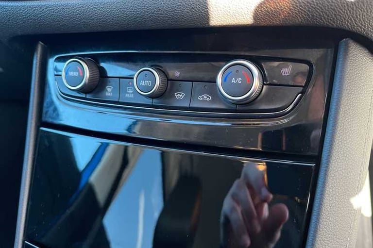 2023 Vauxhall Grandland 1.2 Turbo Ultimate 5dr Auto HATCHBACK PETROL Automatic