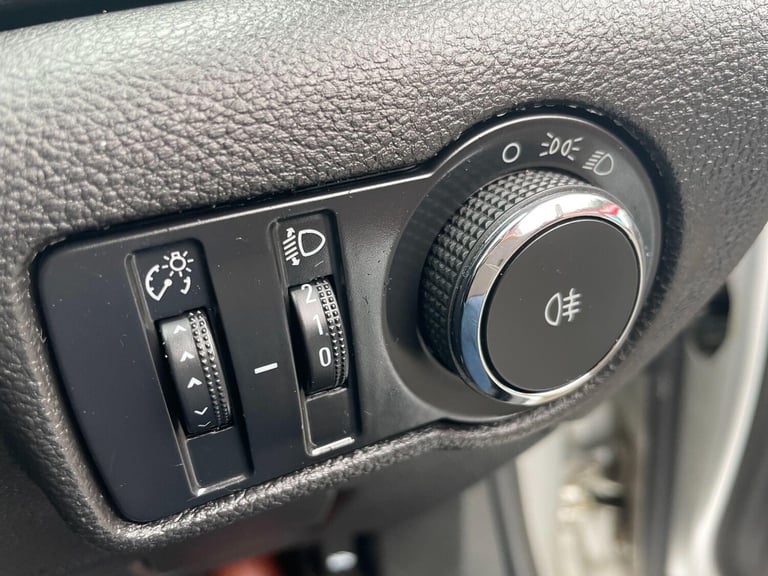 2014 Vauxhall Astra 1.3 CDTi ecoFLEX Exclusiv Hatchback 5dr Diesel Manual Euro 5 (s/s) (95 ps) HA...