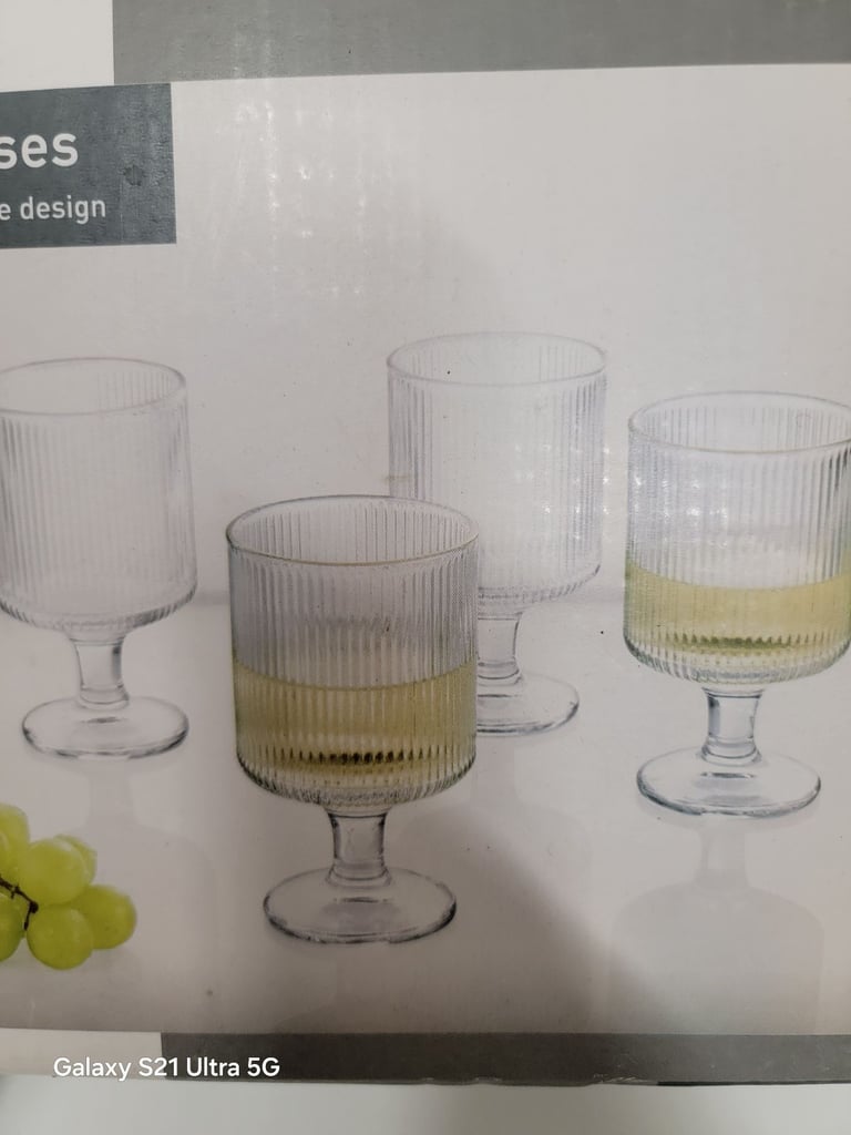 Drinking glasses
