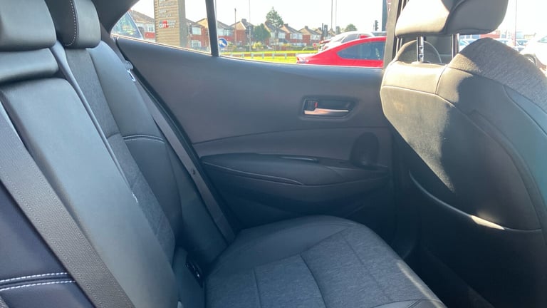 2022 Toyota Corolla 1.8 VVT-i Hybrid Design 5dr CVT Hybrid Hatchback Hatchback Hybrid Automatic