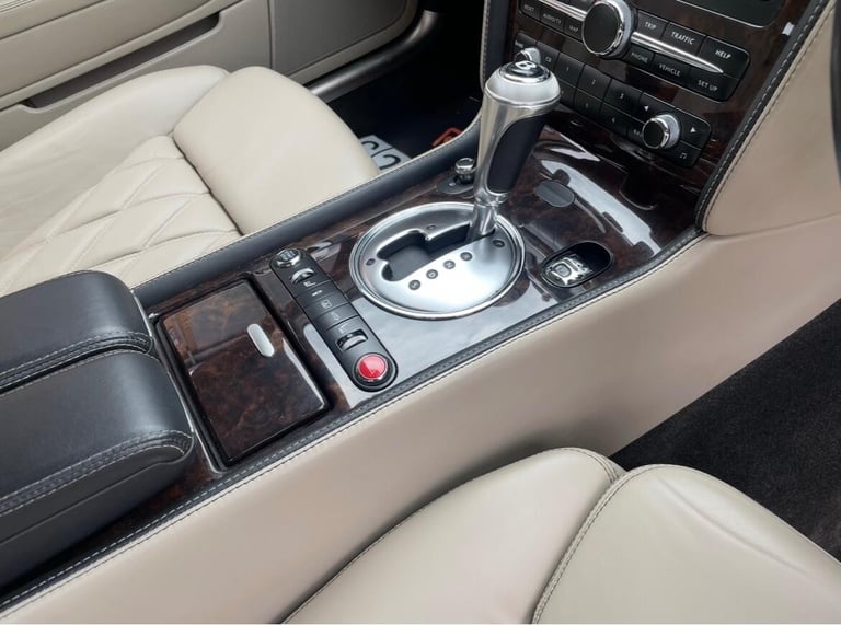 2006 Bentley Continental 6.0 W12 Flying Spur Auto 4WD Euro 4 4dr SALOON Petrol Automatic