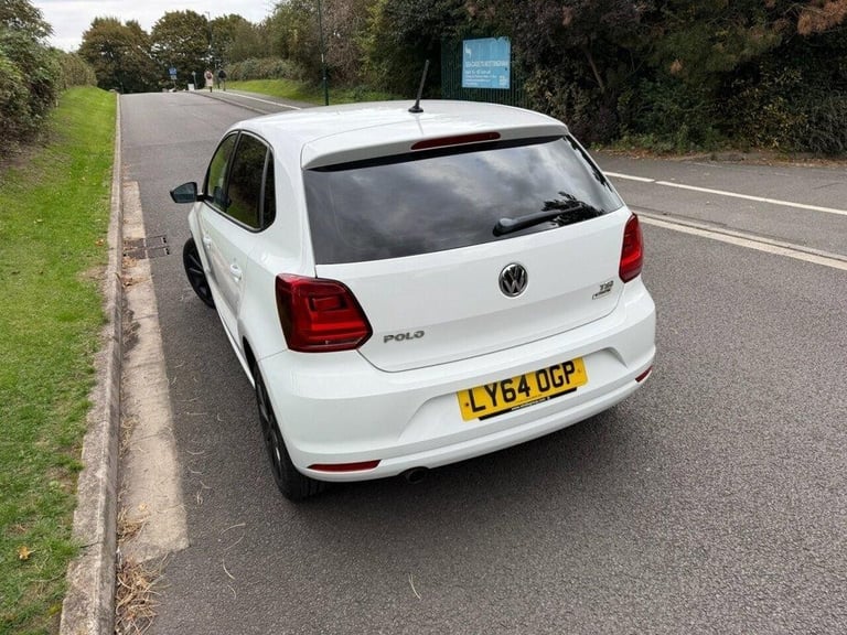 2015 64 VOLKSWAGEN POLO 1.2 TSI BLUEMOTION TECH SE DESIGN HATCHBACK 5DR PETROL M