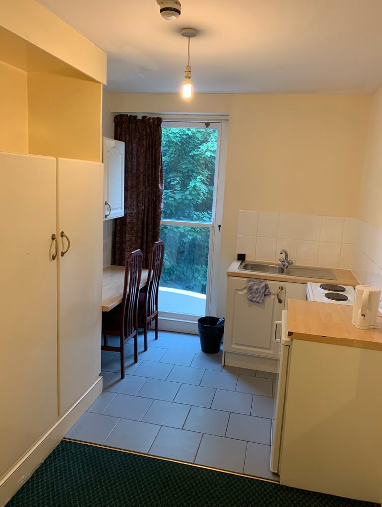 STUDIO - BELSIZE PARK - NORTH WEST LONDON - NW3