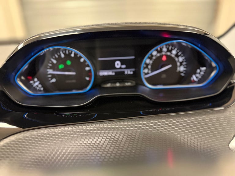 PEUGEOT 2008 1.2 PureTech GPF Allure Grey Manual Petrol WARRANTY 12 MONTHS MOT