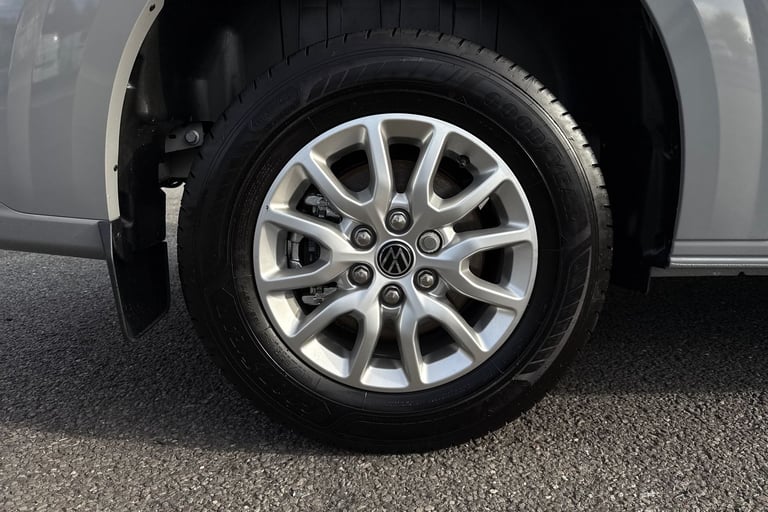 2025 Volkswagen Transporter T28 Panel Van Commerce Pro SWB 110 PS 2.0 TDI 6sp Manual -  Camper Sp...
