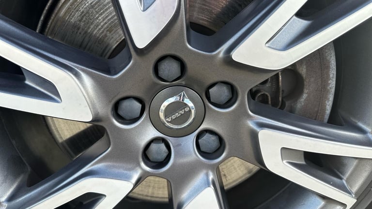 2020 Volvo V90 2.0 D5 Cross Country Plus 5dr AWD Geartronic ESTATE DIESEL Automatic