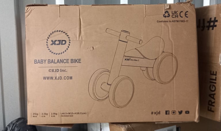 Toddler balance bike