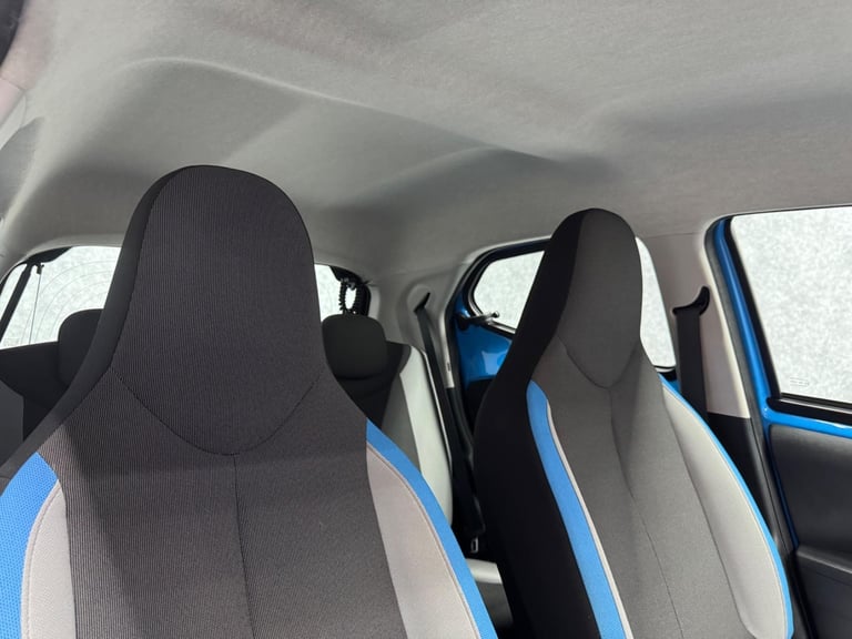 2016 Toyota AYGO 1.0 VVT-i x-cite x-shift Euro 6 5dr HATCHBACK Petrol Automatic