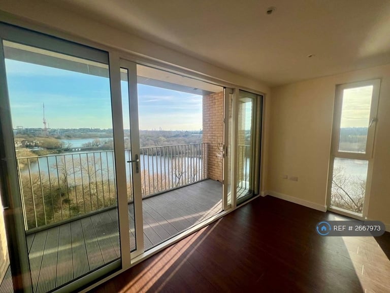 2 bedroom flat in Greenshank House, London, NW9 (2 bed) (#2667973)