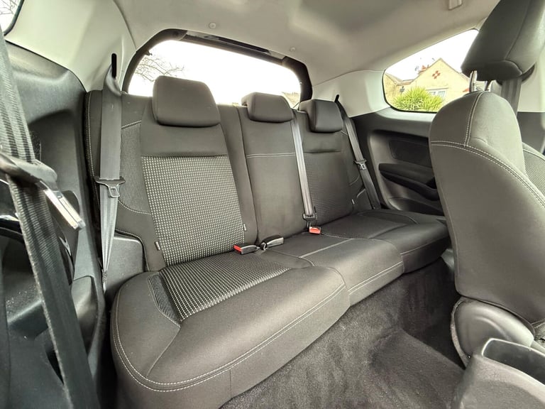 2016 Peugeot 208 1.2 PureTech Allure Euro 6 (s/s) 3dr HATCHBACK Petrol Manual