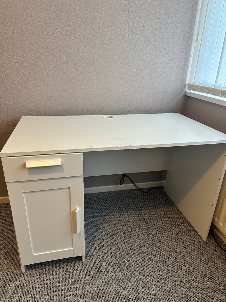IKEA laptop/office desk