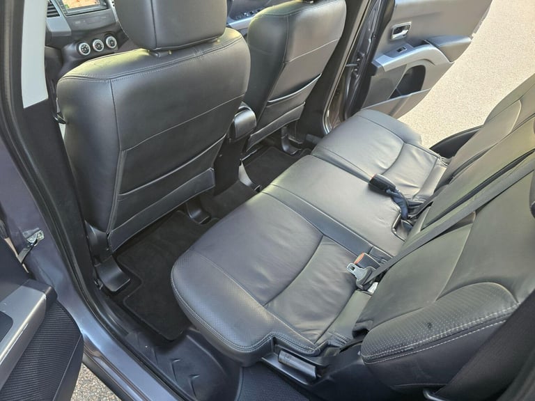 2008 Mitsubishi Outlander 2.4 MIVEC Elegance 5dr Auto ESTATE PETROL Automatic