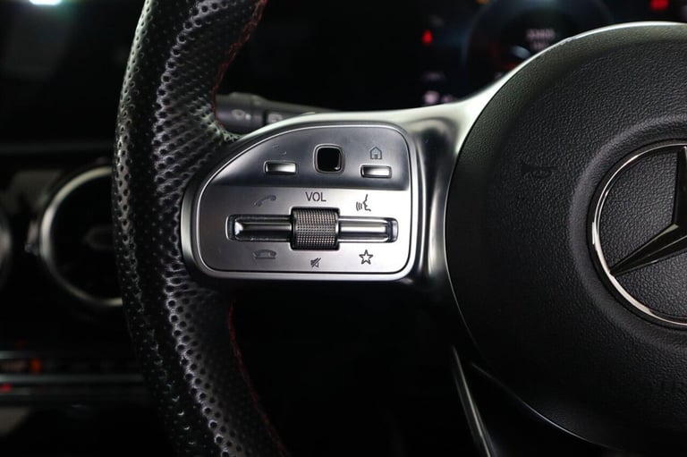 2019 Mercedes-Benz A-Class 1.3 A200 AMG Line (Executive) 7G-DCT Euro 6 (s/s) 5dr Hatchback Petrol...