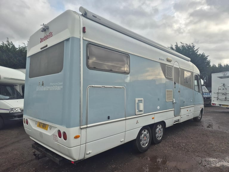 Dethleffs Premium Class Globetrotter Tag Axle A Class Motorhome 2002