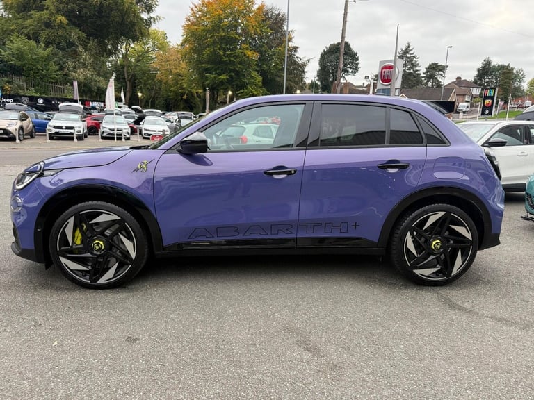 2025 Abarth 600e 54kWh Scorpionissima SUV 5dr Electric Auto (280 ps) Hatchback Electric Automatic