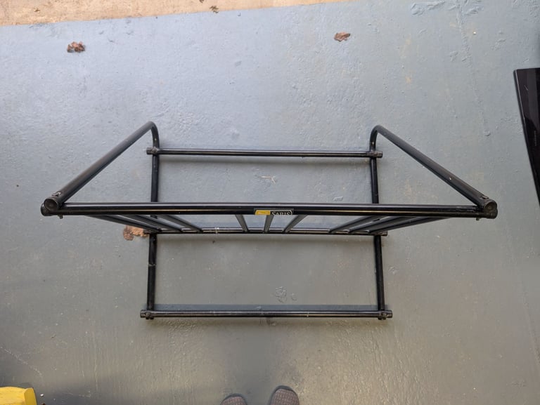 Used Saris 6 Bike Mighty Mite Floor storage rack