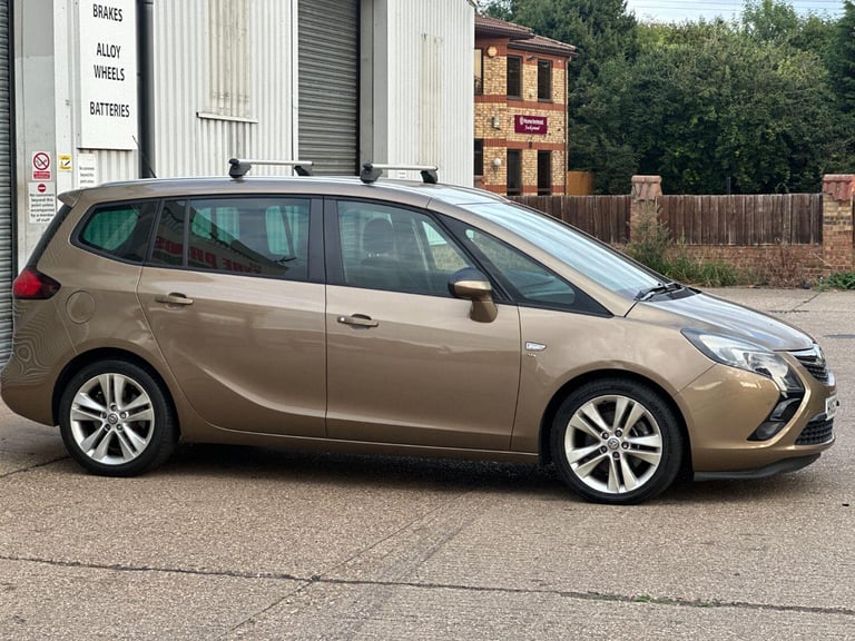 VAUXHALL ZAFIRA TOURER 2.0 CDTi SRi 2013