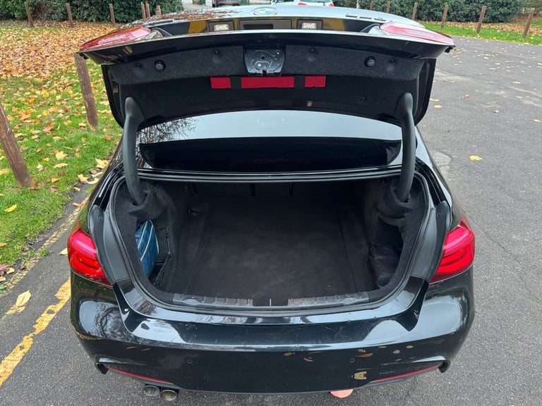 2018 BMW 3 Series 320i xDrive M Sport Shadow Edition 4dr Step Auto SALOON PETROL Automatic