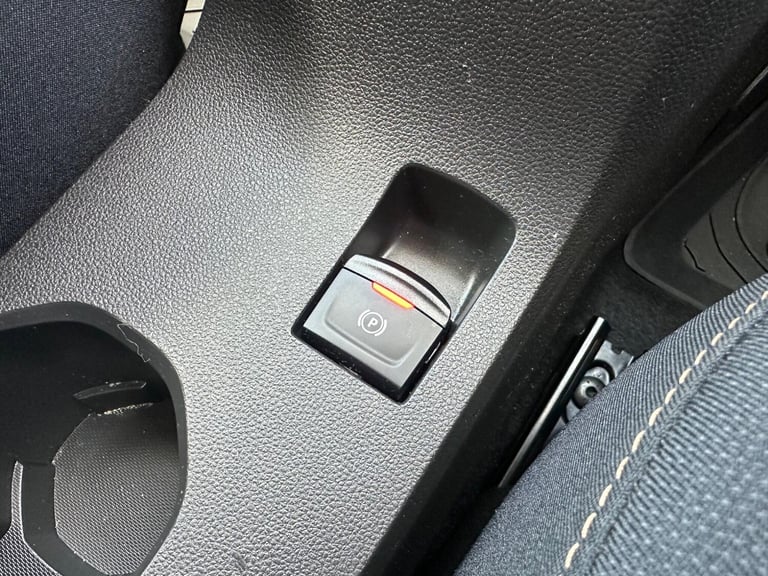 2025 Dacia Jogger Extreme HYBRID 140 MY24 MPV Petrol/Electric Hybrid Automatic