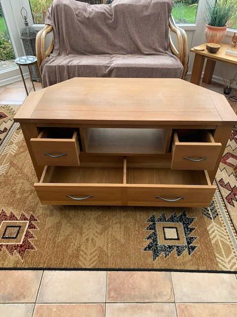 Oak tv unit