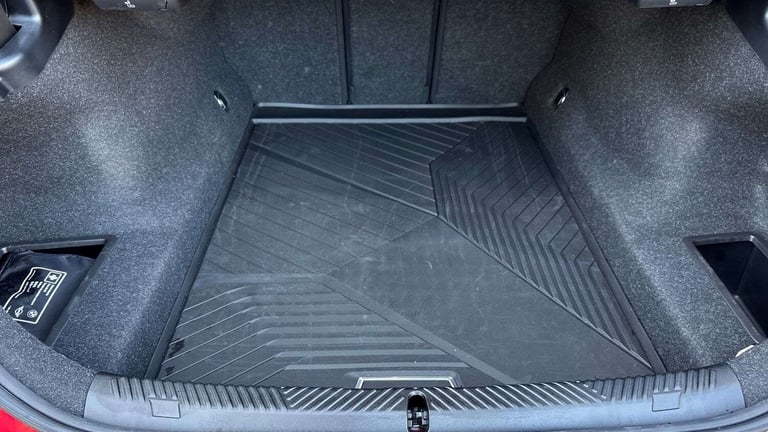 2025 BMW 5 Series 550e xDrive M Sport Pro 4dr Auto SALOON PETROL/ELECTRIC Automatic