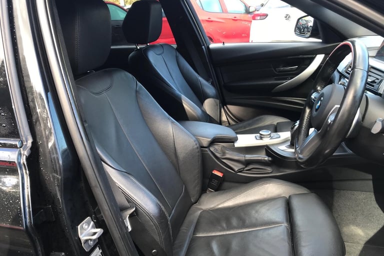  BMW 3 Series Touring 2.0 320i M Sport Touring 5dr Petrol Auto Euro 6 s/s 184 Ps
