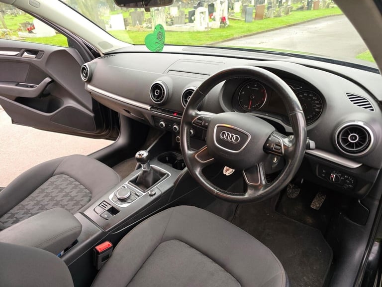 2016 Audi A3 2.0 TDI SE Technik Sportback Euro 6 (s/s) 5dr Hatchback Diesel Manual