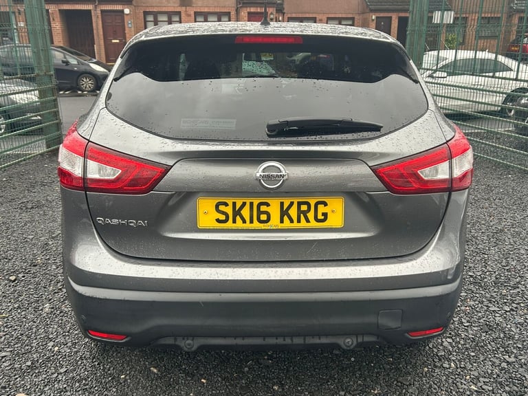 2016 Nissan Qashqai 1.2 DiG-T N-Connecta 5dr HATCHBACK Petrol Manual