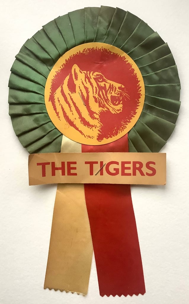 Leicester Tigers Vintage Rosette Rugby Union Memorabilia