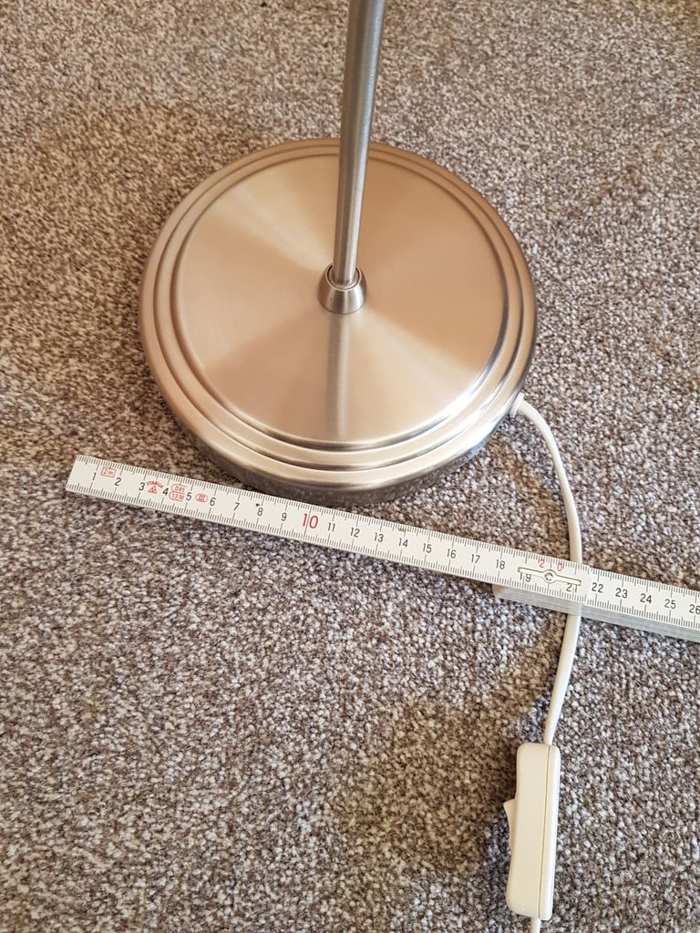 Table lamp