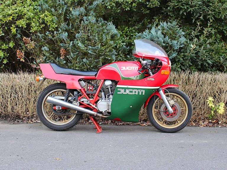 image for  Ducati 900 Mike Hailwood Replica Manual