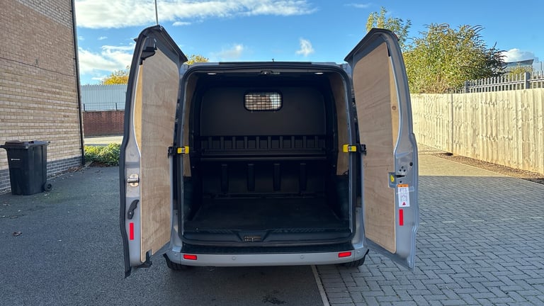 2023 Ford Transit Custom 2.0 EcoBlue 130ps Low Roof D/Cab Limited Van PANEL VAN DIESEL Manual