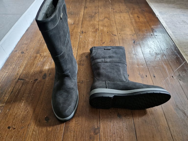 Sailing boot Gumtree