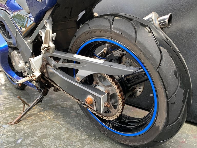 SUZUKI SV 650 SK5 PROJECT BIKE HPI CLEAR