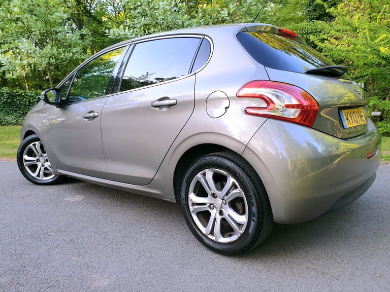 PEUGEOT 208 ALLURE 1.6 E-HDI*2013*FSH*1-OWNER*£20/TAX*BLUETOOTH*CRUISE-C*EL-PACK*#FOCUS#ASTRA#FIESTA