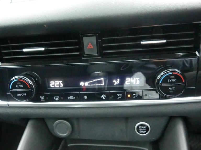 2022 Nissan Qashqai 1.3 DIG-T MHEV N-Connecta SUV 5dr Petrol Hybrid Manual Euro 6 (s/s) (140 ps S...