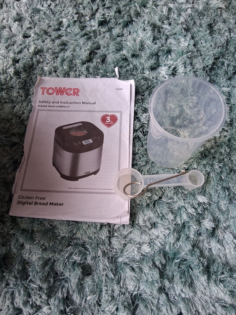 Tower breadmaker